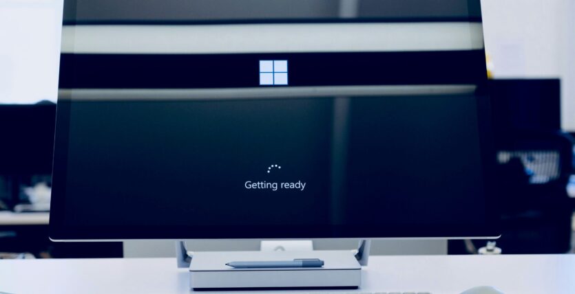 flat-screen-computer-monitor-turned-on